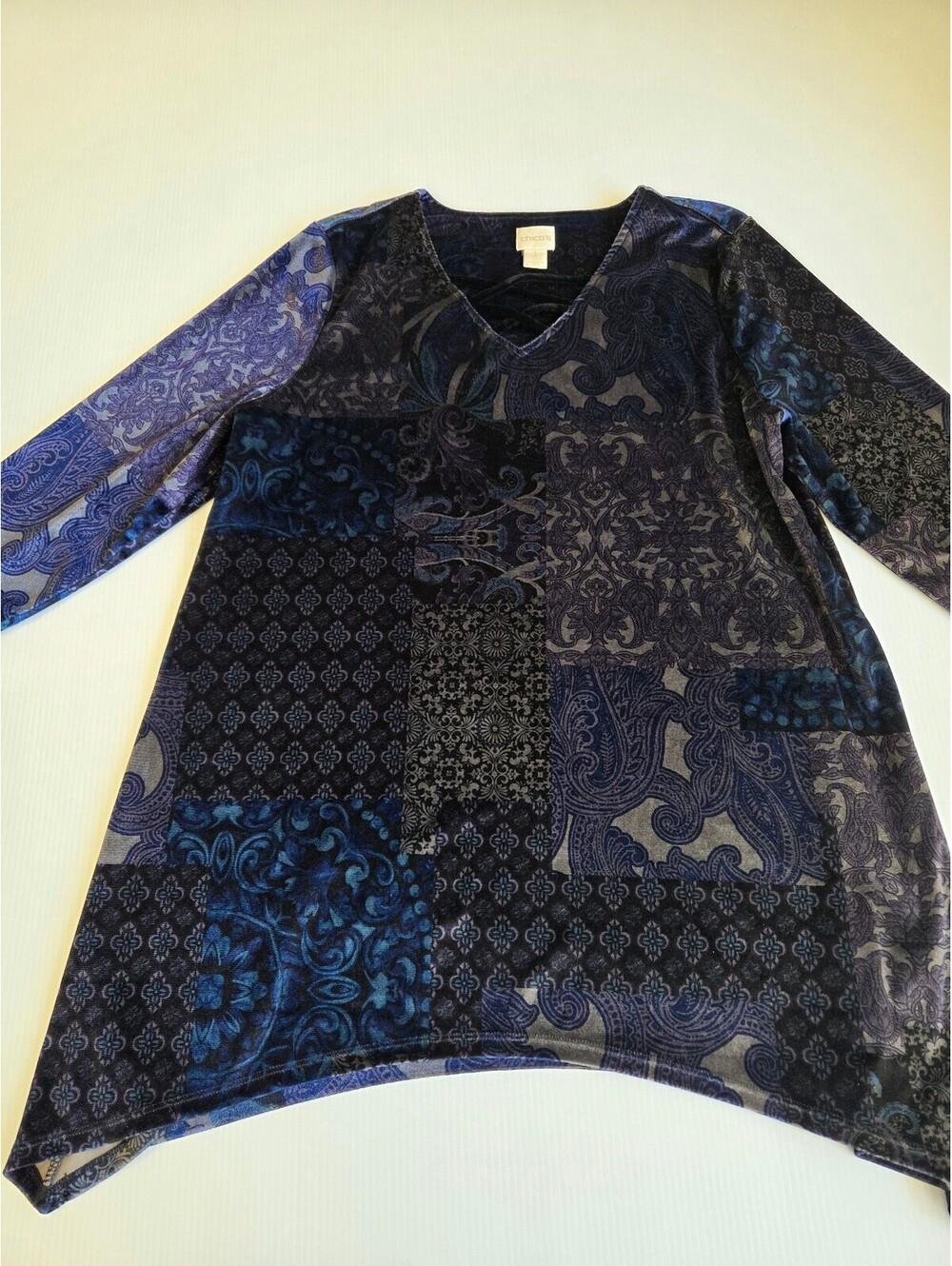 Chico's Women's Blue and Black Patchwork Pattern Long Sleeve Tunic Top Size 1